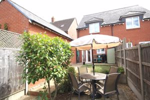 Rear and garden- click for photo gallery